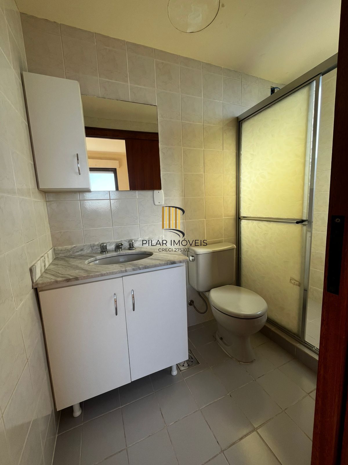 Apto 03 dorm com suíte, andar alto, vista, ótima posição solar, 1 vaga no Cristo