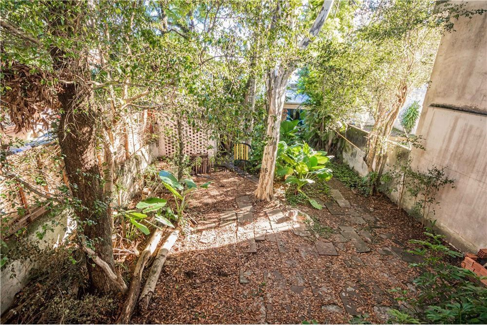 Casa 5 dormitórios no bairro Petrópolis