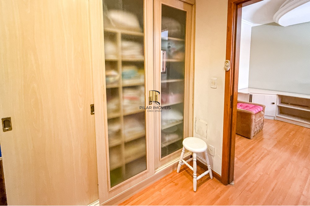 Casa 6 dormitórios no bairro Marechal Rondon