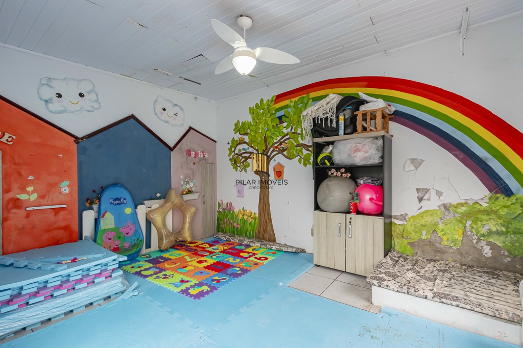 Casa 3 dormitórios no bairro Niterói