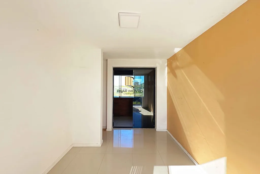 Casa 3 dormitórios no bairro Guarujá
