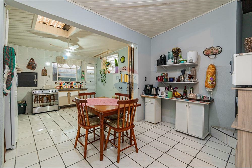 Casa 3 dormitórios no bairro Nonoai