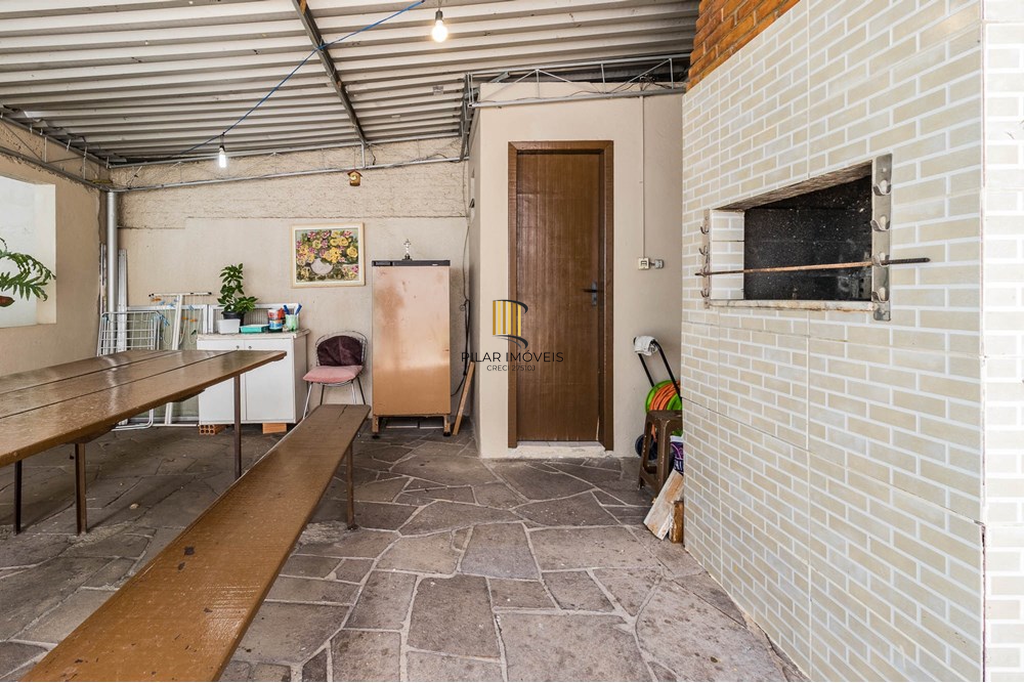 Apartamento 2 dormitórios no bairro São Sebastião