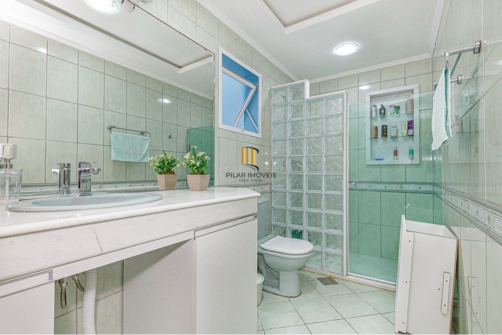 Casa 5 dormitórios no bairro Vila Ipiranga