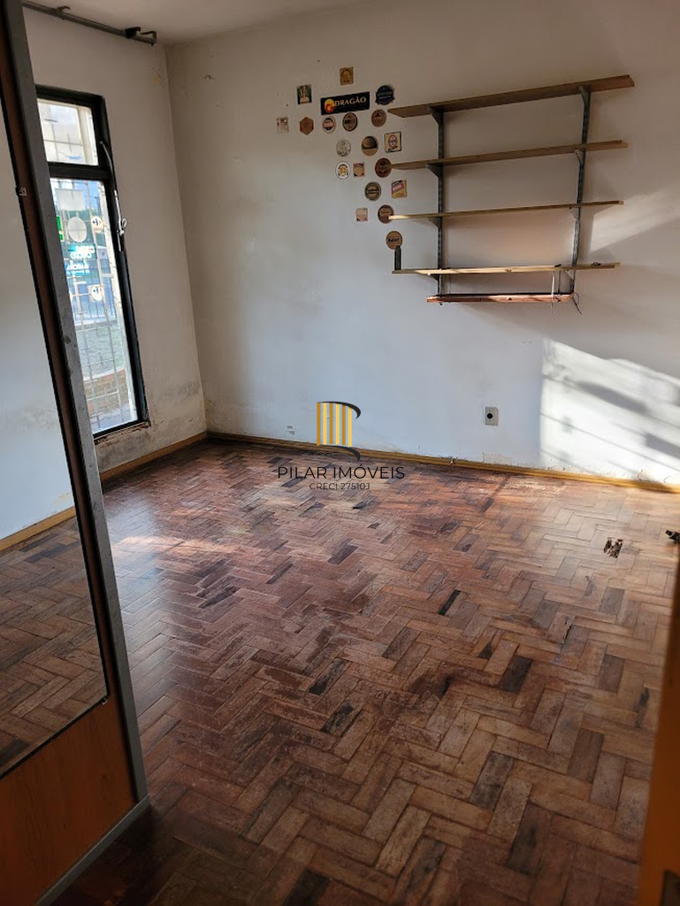Casa 3 dormitórios no bairro Teresópolis