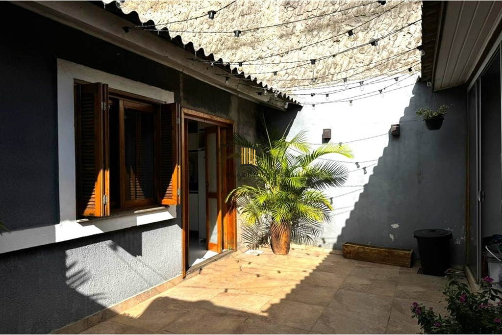 Casa 2 dormitórios no bairro São José