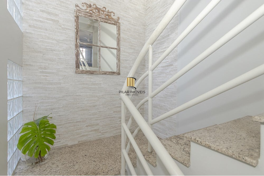 Casa 3 dormitórios no bairro Espírito Santo