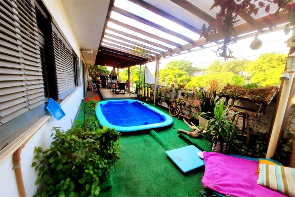 Casa 4 dormitórios no bairro Centro
