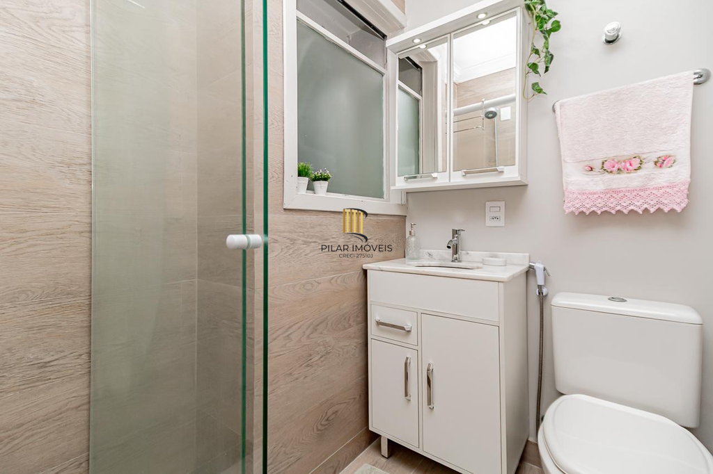 Apartamento 3 dormitórios no bairro Menino Deus