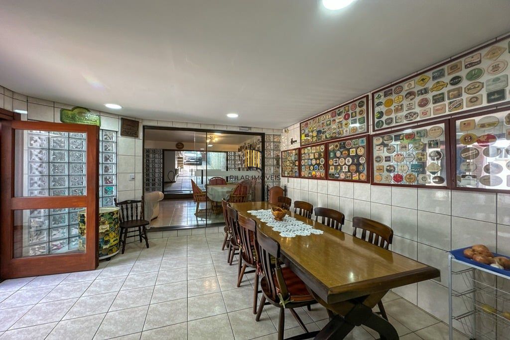 Casa 3 dormitórios no bairro Três Figueiras