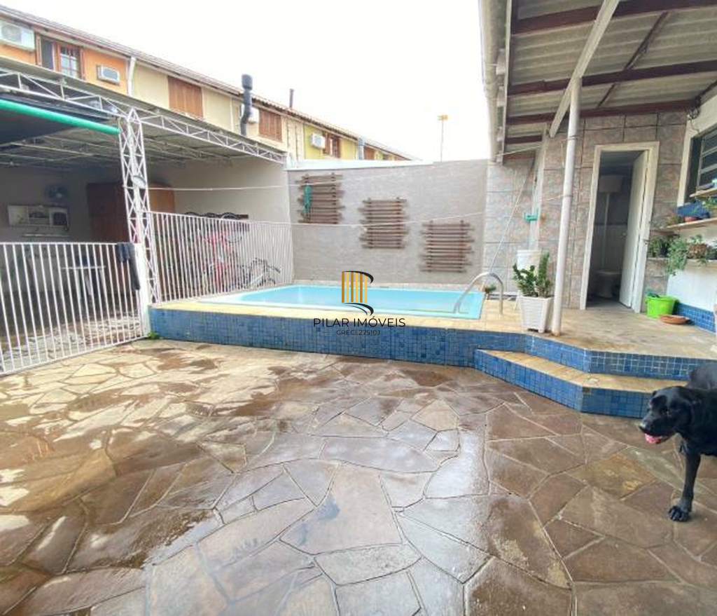 Casa 5 dormitórios no bairro Camaquã