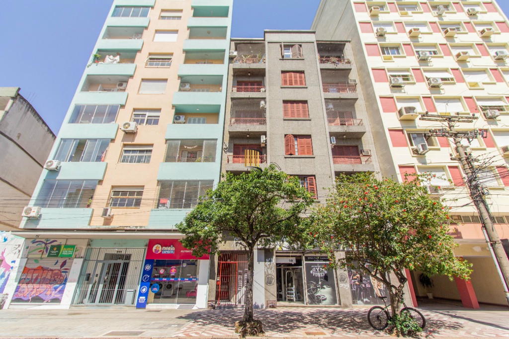 Apartamento 3 dormitórios no bairro Cidade Baixa