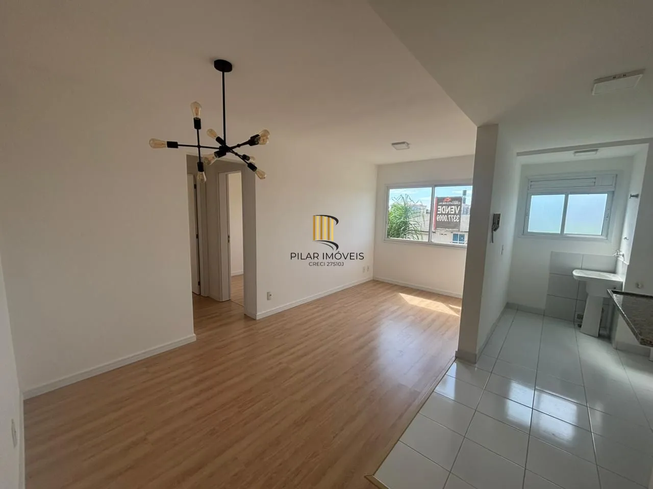 Apartamento no Humaitá de 02 dormitórios, infra e 01 vaga, nunca habitado