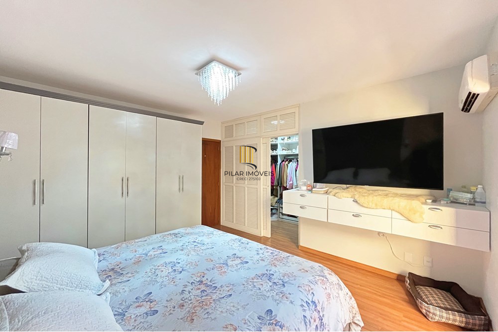 Casa de Condomínio 3 dormitórios no bairro Pedra Redonda