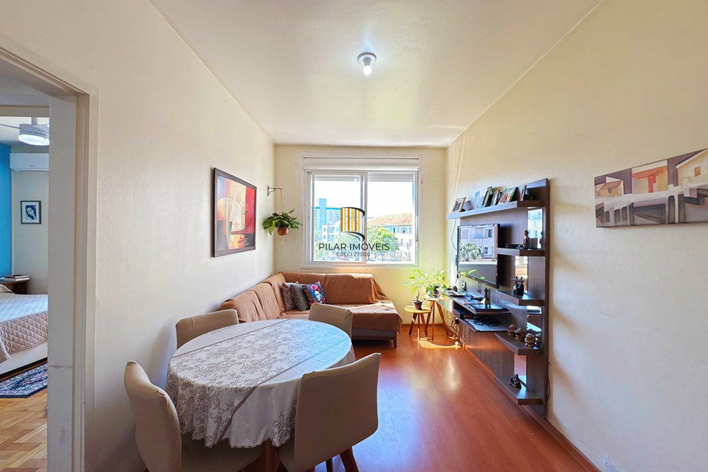 Apartamento 2 dormitórios no bairro Azenha