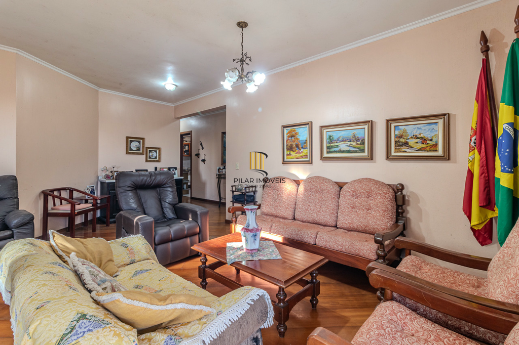 Apartamento 3 dormitórios no bairro Centro