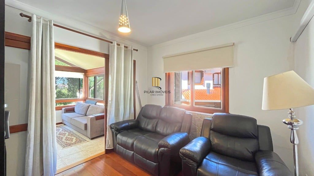 Casa 3 dormitórios no bairro Teresópolis