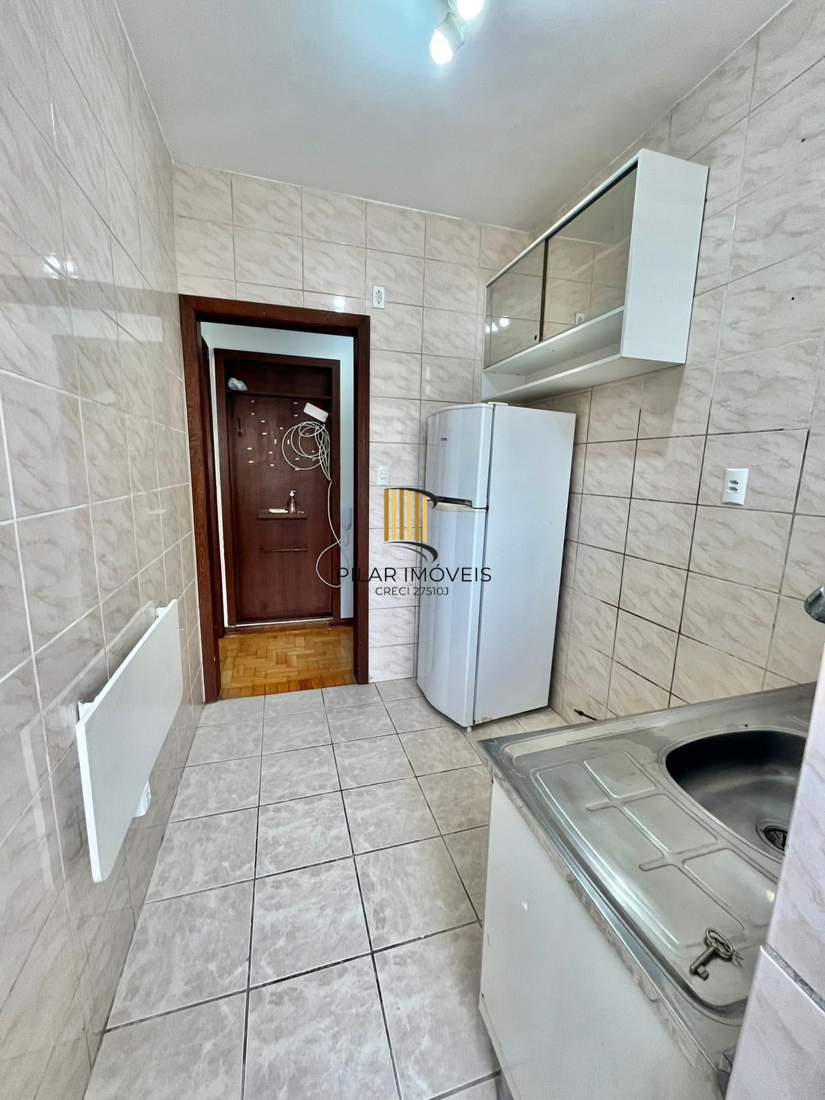 02 dormitórios no Centro, Rua Fernando Machado, com 59,26 m²