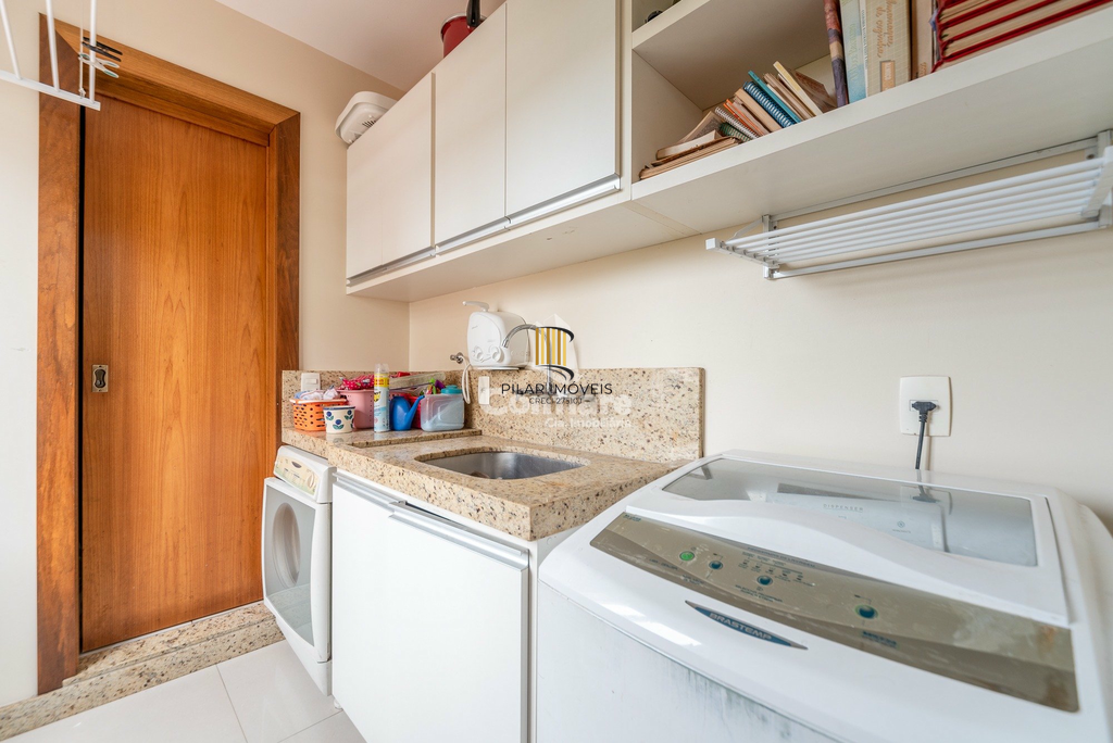 Apartamento 4 dormitórios no bairro Petrópolis