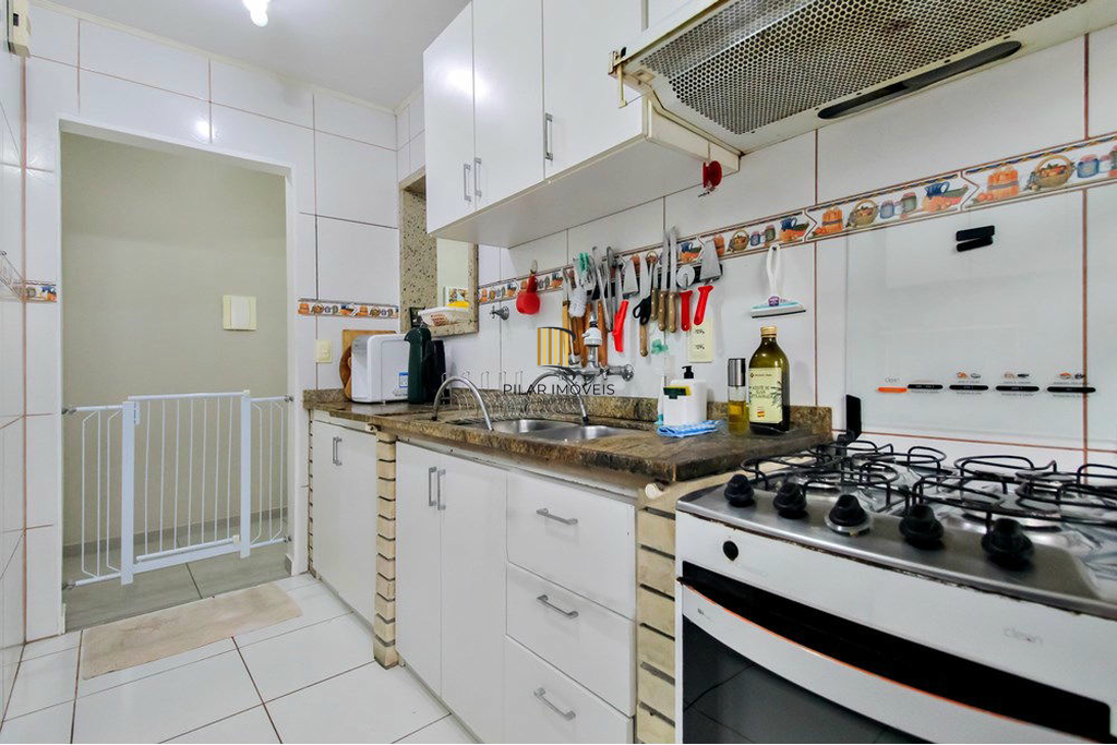 Apartamento 2 dormitórios no bairro Cavalhada
