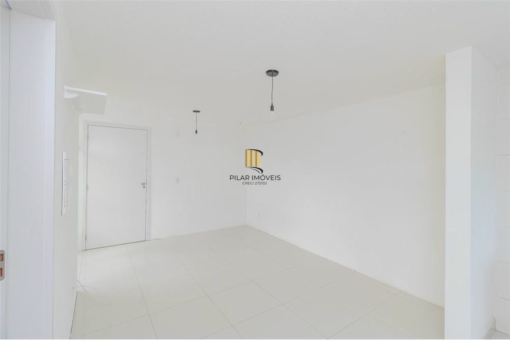 Apartamento 2 dormitórios no bairro Lomba do Pinheiro