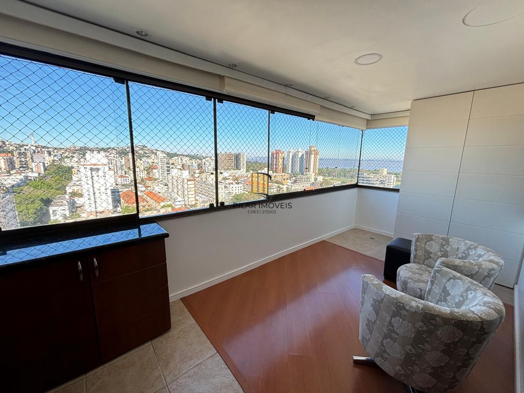 Apartamento 3 dormitórios no bairro Menino Deus