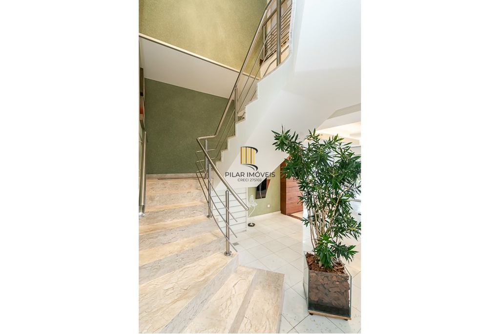 Cobertura 4 dormitórios no bairro Moinhos de Vento