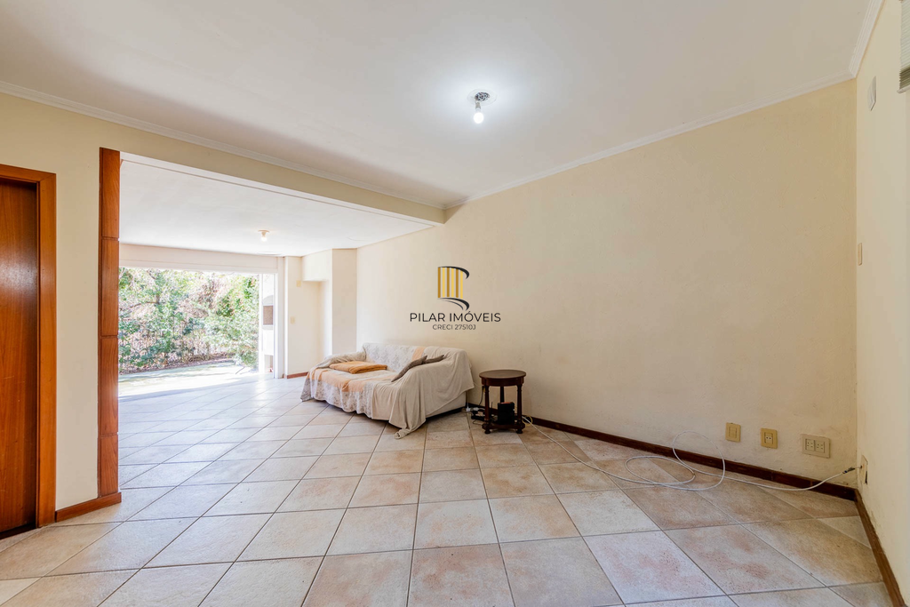 Casa de Condomínio 3 dormitórios no bairro Três Figueiras