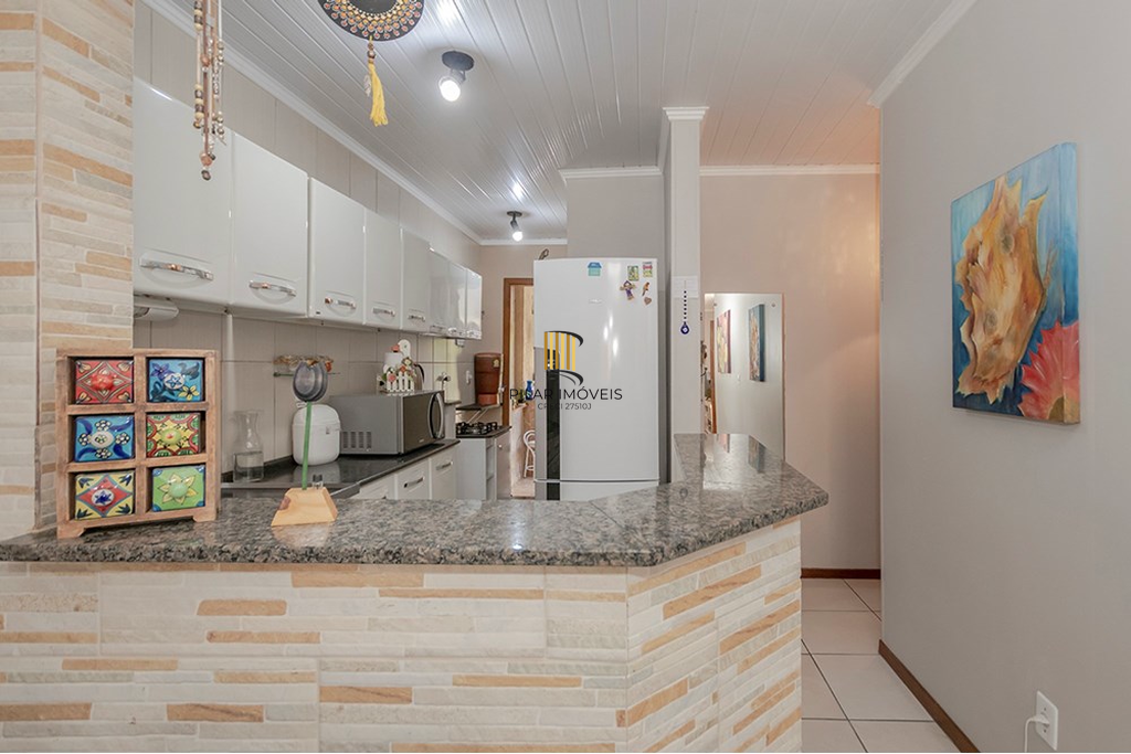 Casa 2 dormitórios no bairro Hípica