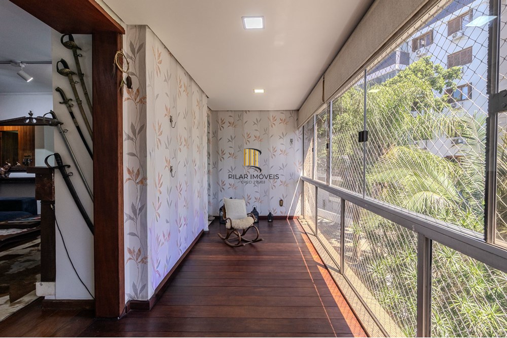 Cobertura 3 dormitórios no bairro Petrópolis