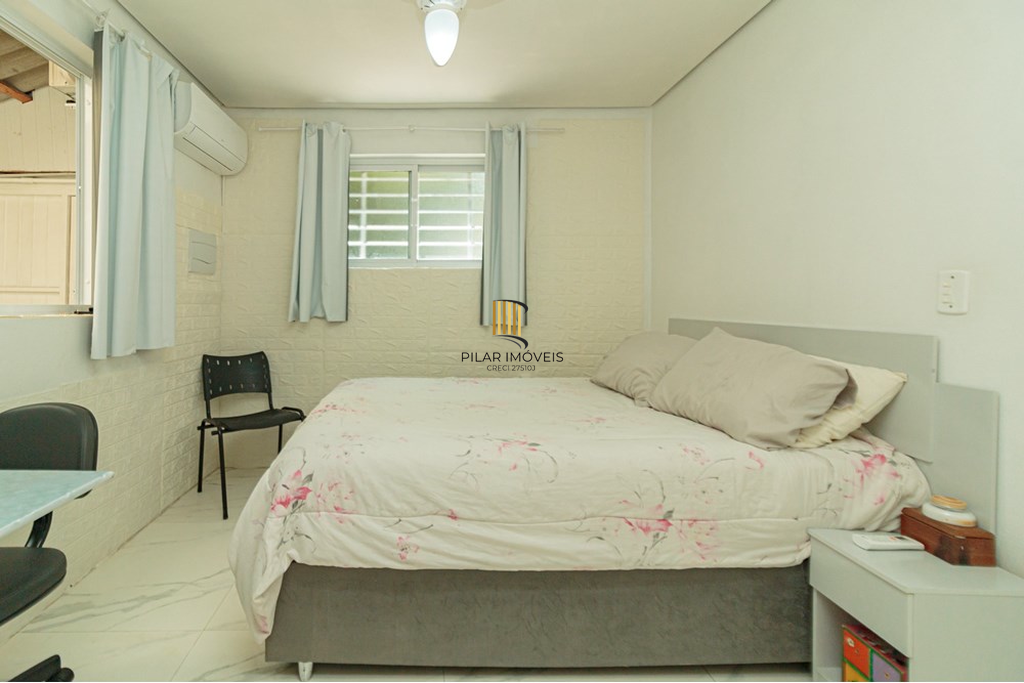 Casa 3 dormitórios no bairro Menino Deus