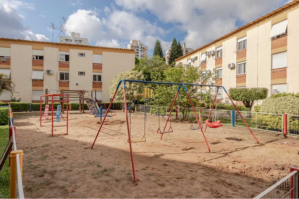 Apartamento 2 dormitórios no bairro Passo da Areia