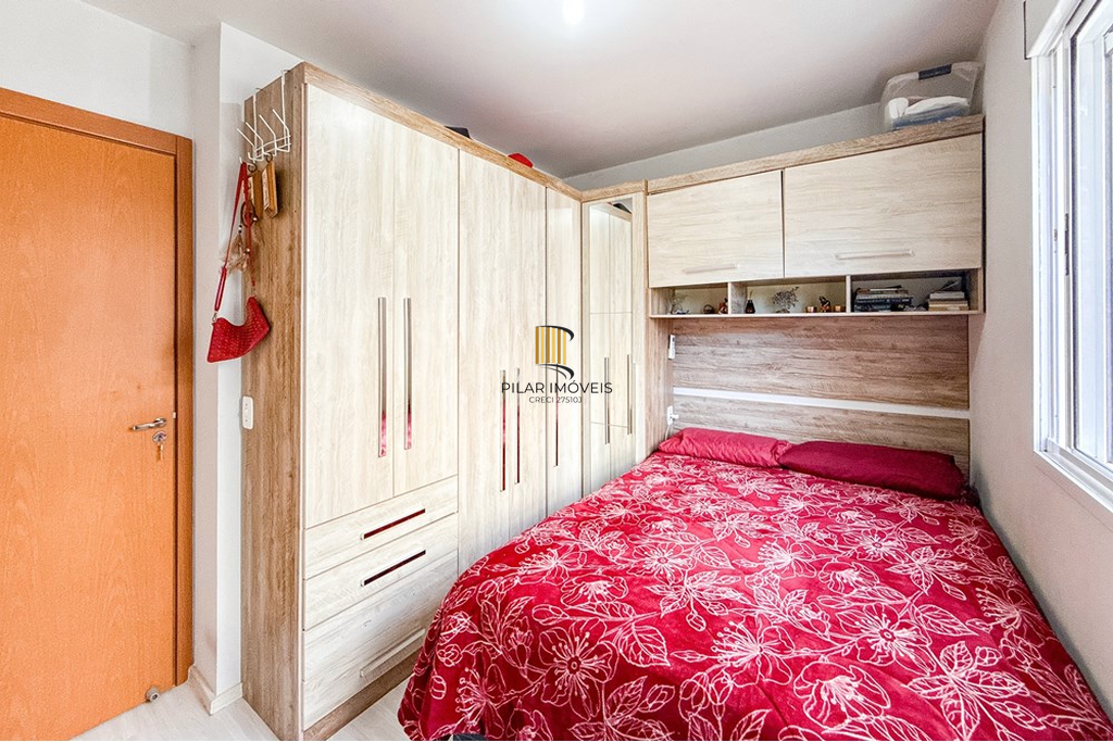 Apartamento 2 dormitórios no bairro Olaria
