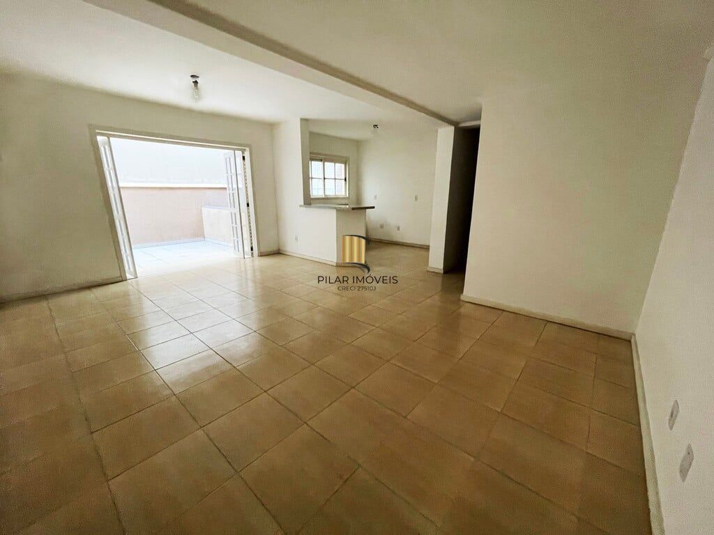 Casa de Condomínio 3 dormitórios no bairro Vila Jardim