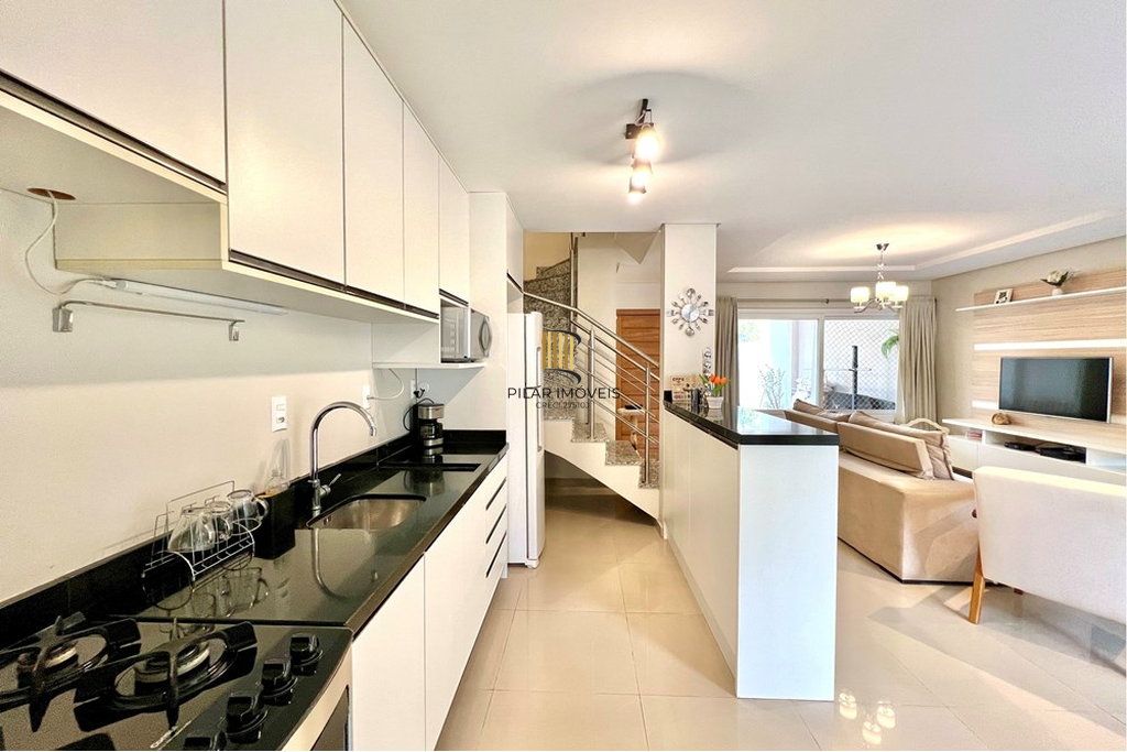 Casa 3 dormitórios no bairro Fátima
