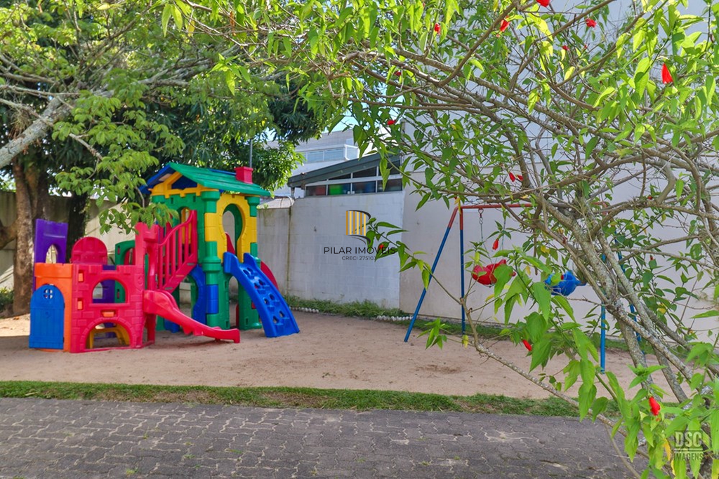 Casa de Condomínio 3 dormitórios no bairro Hípica
