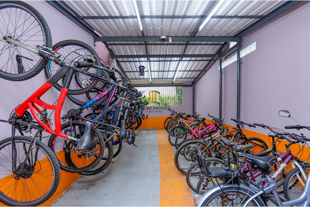 Apartamento 2 dormitórios no bairro Cavalhada