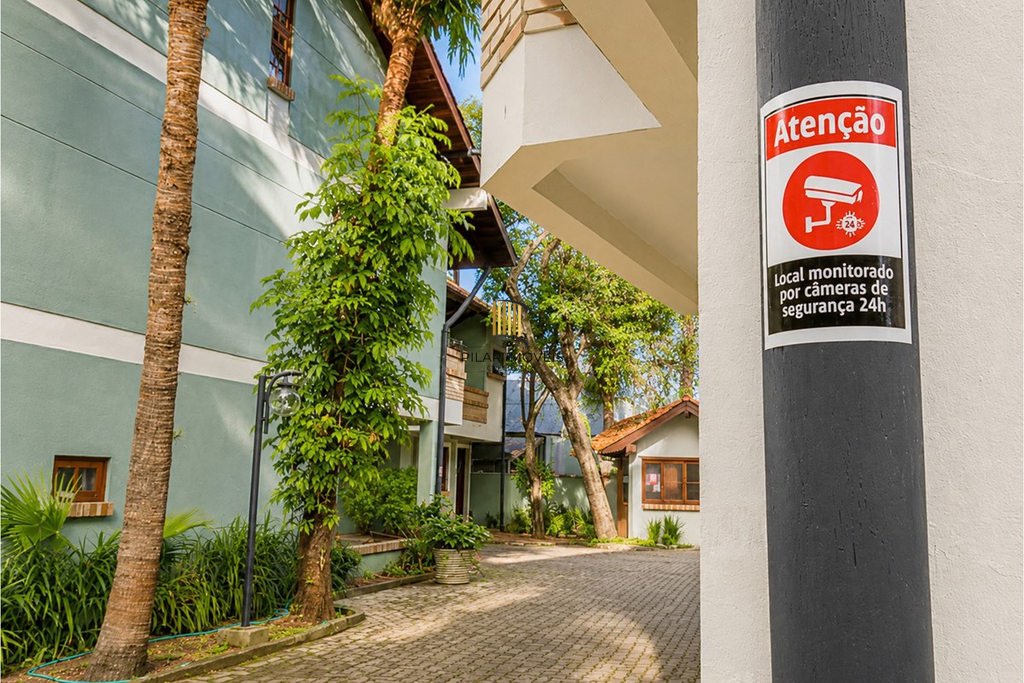 Casa de Condomínio 3 dormitórios no bairro Ipanema