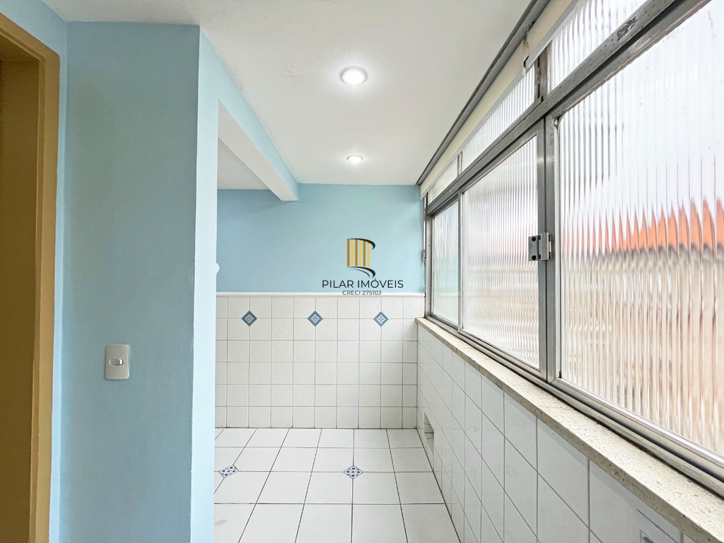 Apartamento 2 dormitórios no bairro Bom Fim