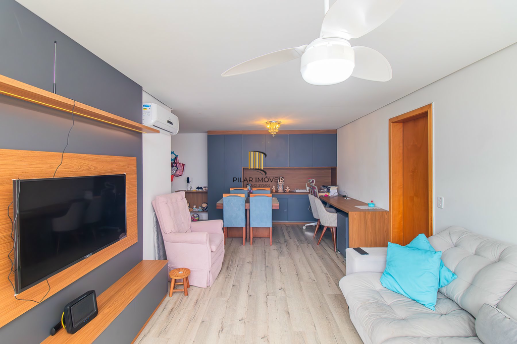 Apartamento 2 dormitórios no bairro Menino Deus