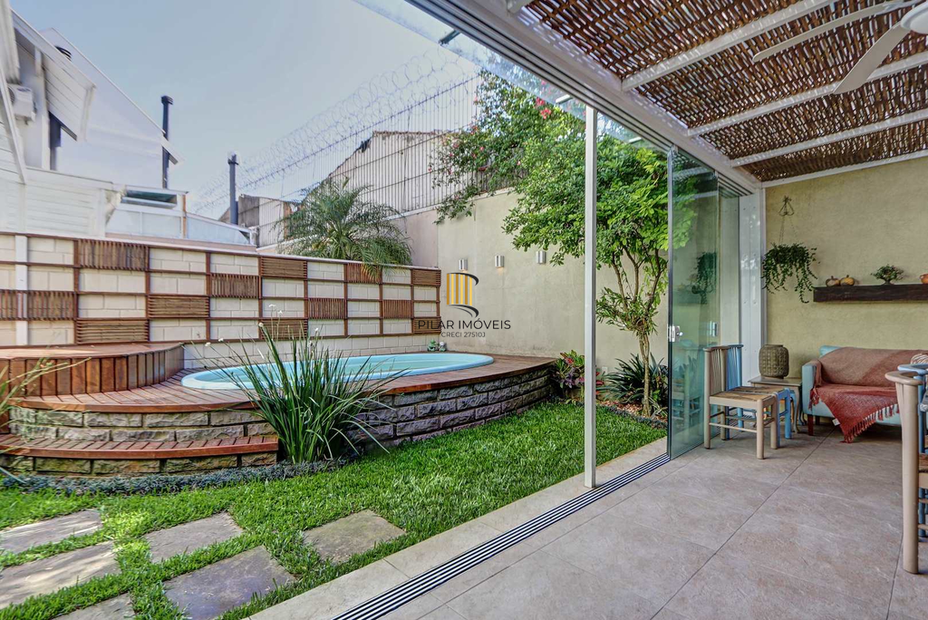 Casa de Condomínio 4 dormitórios no bairro Agronomia