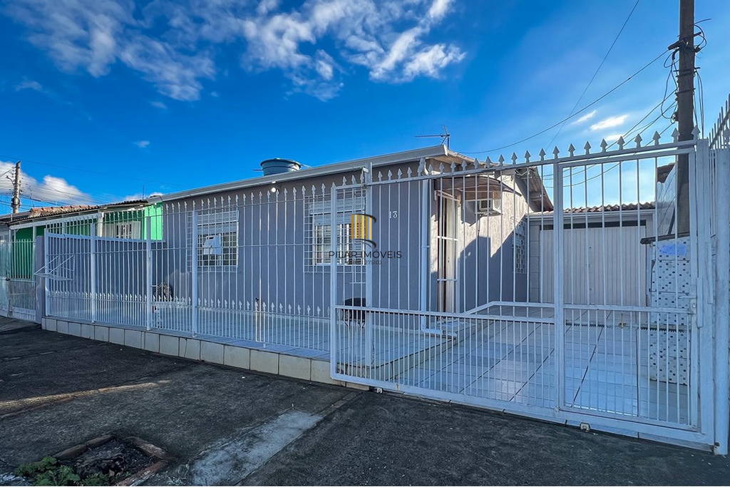 Casa 2 dormitórios no bairro Guajuviras