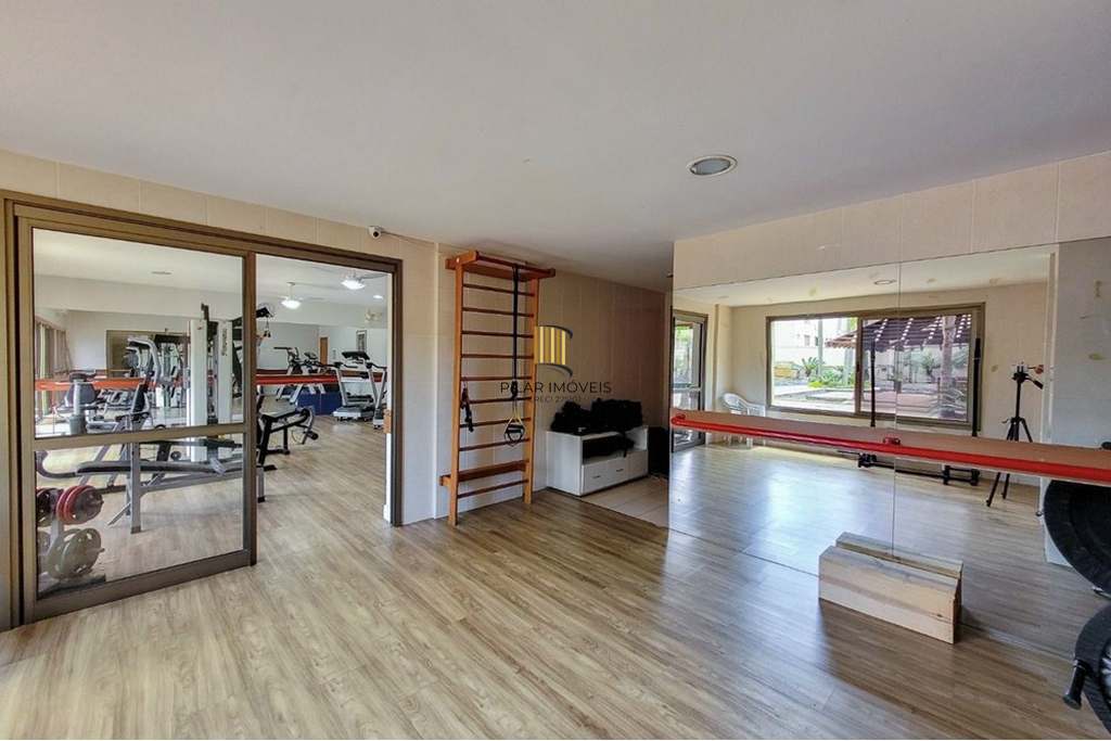 Apartamento 3 dormitórios no bairro Menino Deus