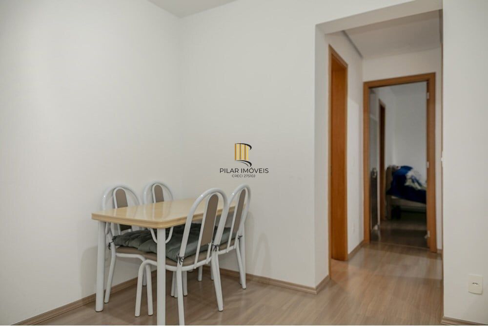 Apartamento 2 dormitórios no bairro Santa Maria Goretti