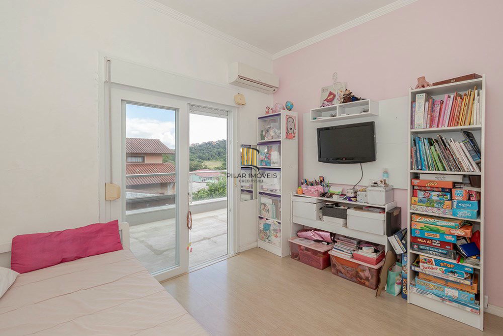 Casa de Condomínio 3 dormitórios no bairro Vila Nova