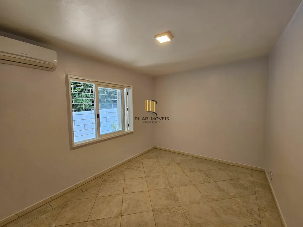 Casa 2 dormitórios no bairro Espírito Santo