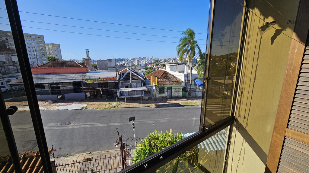 Casa 4 dormitórios no bairro Santo Antônio