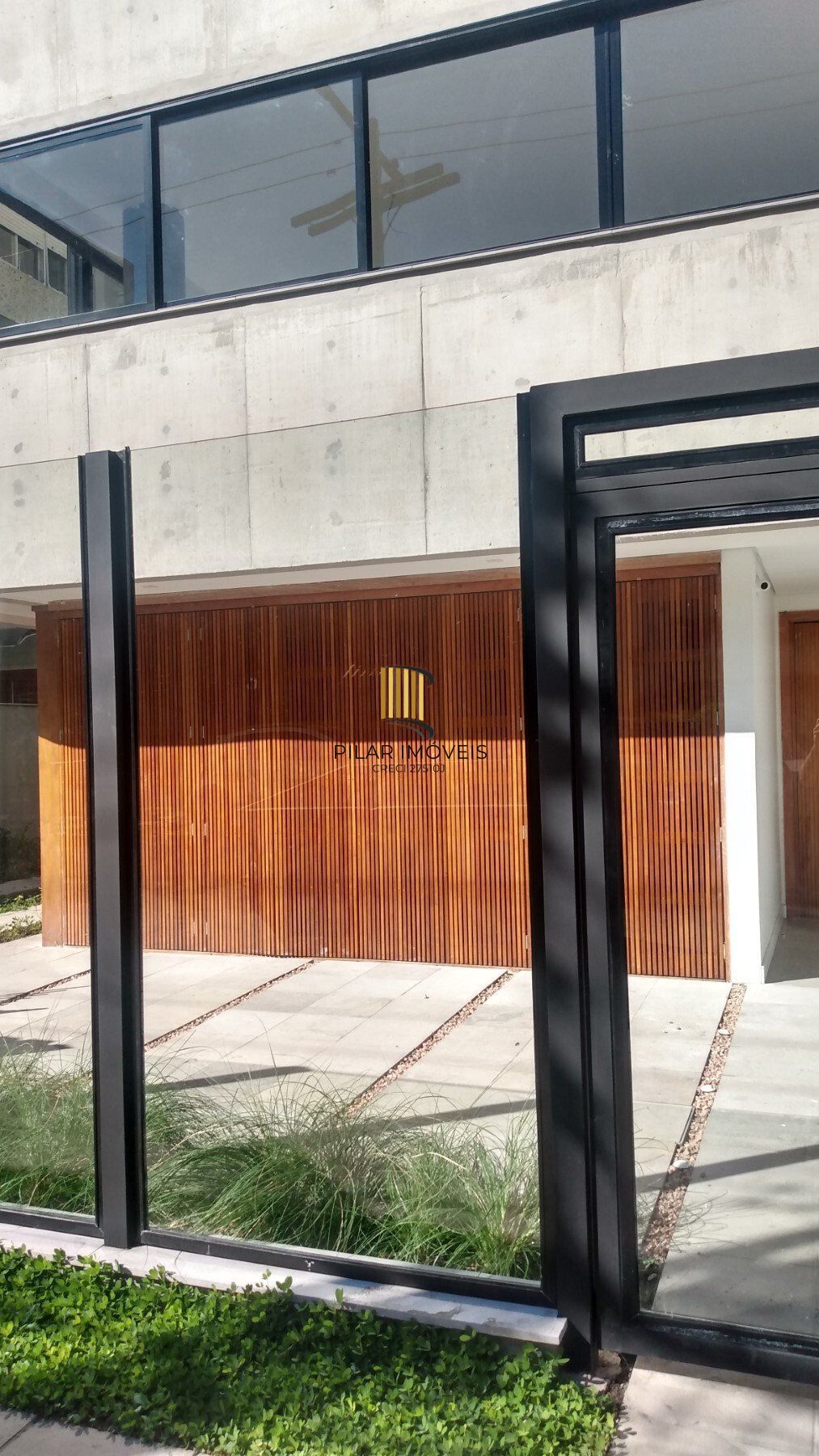 Apartamento 3 dormitórios no bairro Menino Deus