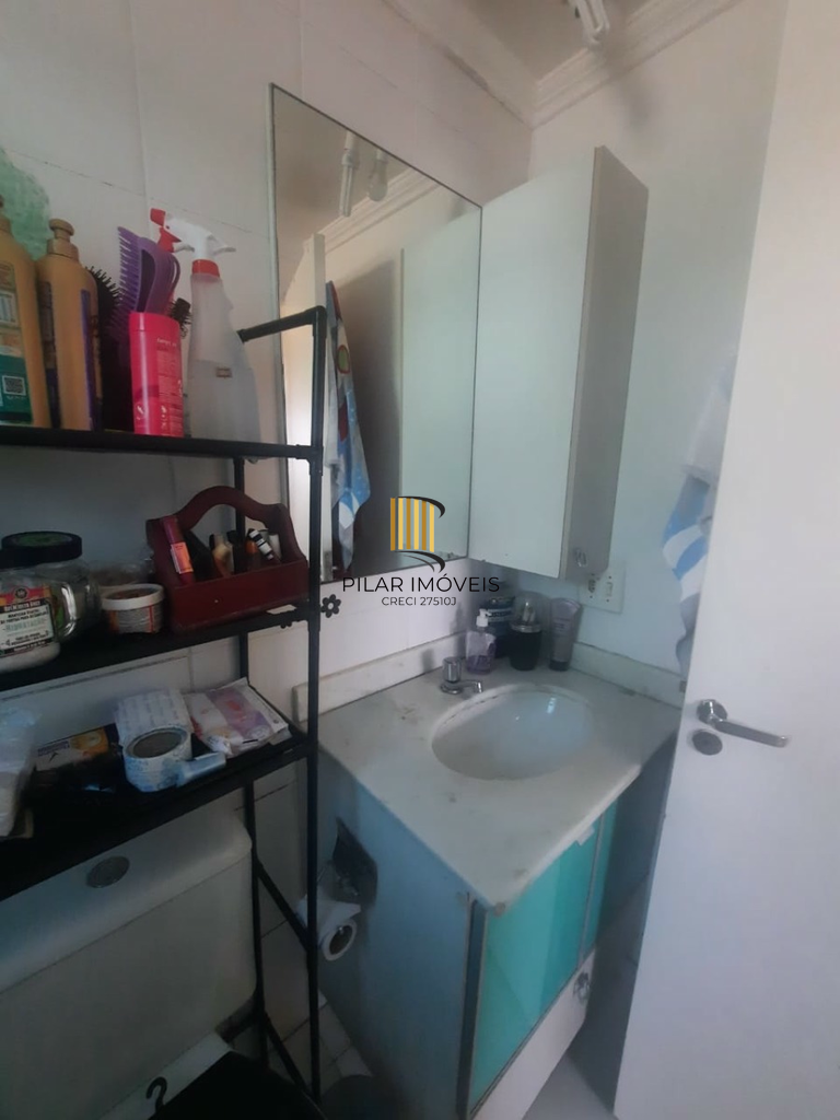 Apartamento 2 dormitórios no bairro Glória