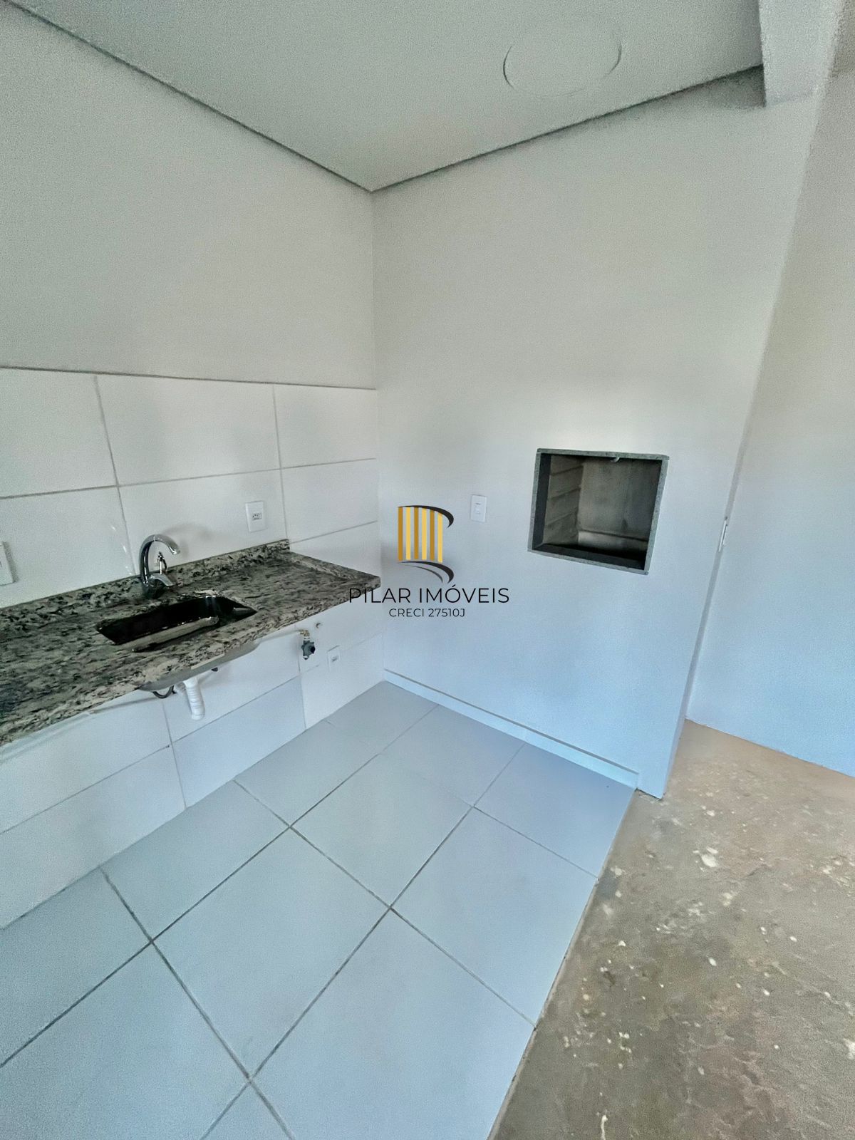 Apto 02 dorm com vaga, térreo, Pq Santa Fé, 50 m², aceita financiamento e FGTS